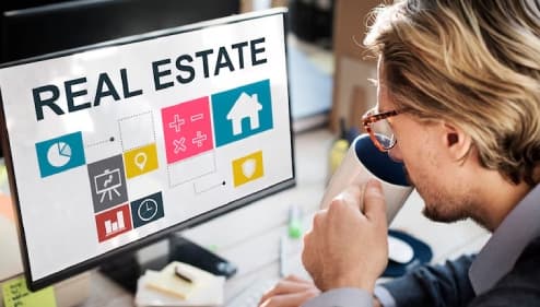 Adapting to New Customer Behaviors in Real Estate Icon